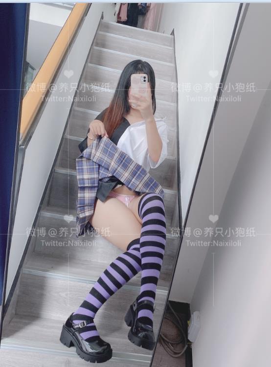 23102806  狍崽子 - 开档黑丝JK 44P+2V-1.56G