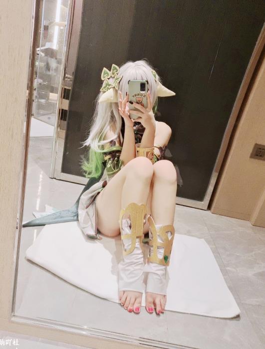 23102805  kitty不吃鱼 - 金主的日常 247P+61V-788M