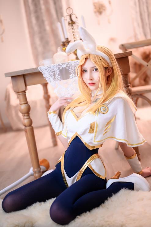 23112804  Vams子 - 光辉兔女郎  38P-627M