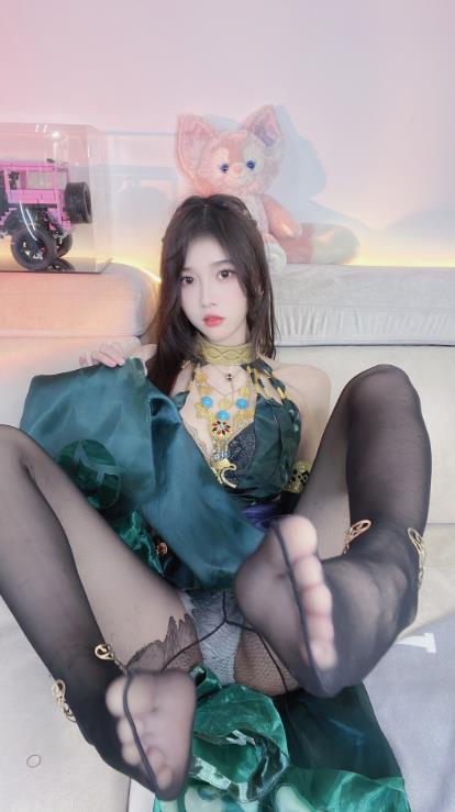 23121313 小小奶瓶儿 8套合集 90P+7V-5.89G