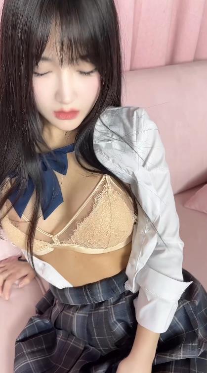 23120304  谭小灵 - 家教  1V-1.87G