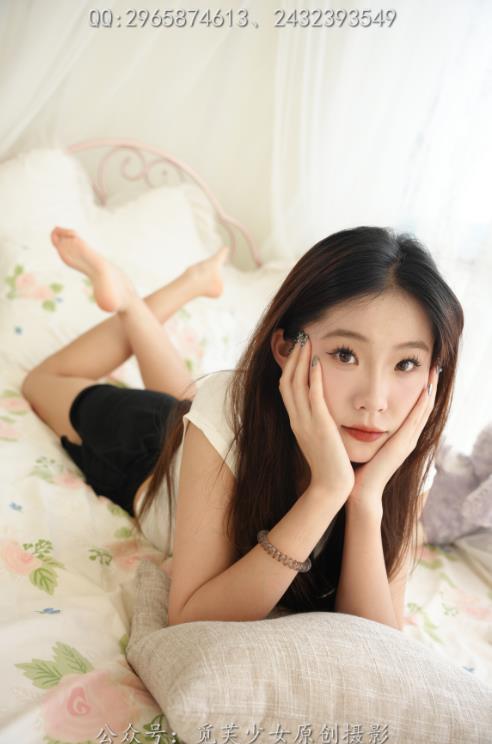 23122203  [觅芙少女] 灰灰 - 谁给我的奶瓶打掉了  143P+1V-3.43G