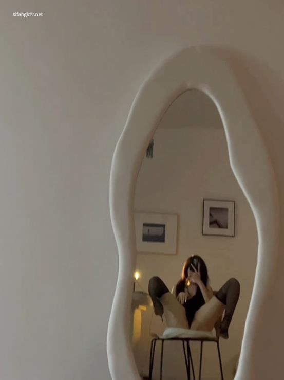 23122204  Carol周妍希 - 性感房间  1V-323M