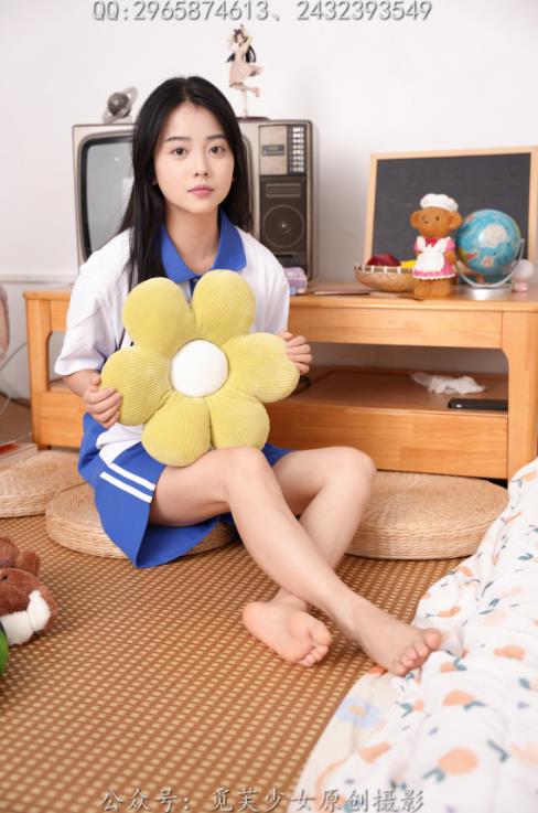 23122901  [觅芙少女] 小玲 - 身后的青春都是你  12P+1V-2.01G