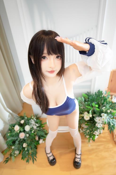 23122918  神楽坂真冬 - 夏日泳装  75P+2V-423M