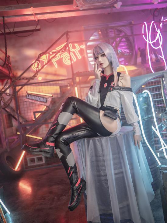 24012303   爱老师 - 赛博朋克 露西  18P-176M