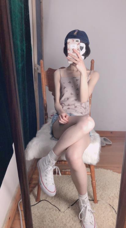 24010706 小结巴 推特合集 870P+32V-4.41G