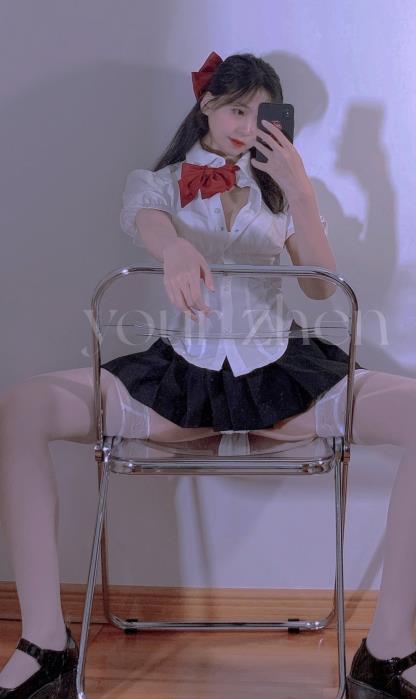 24010313  纯欲少女 真真y  小合集   91P+4V-44M