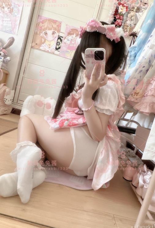 24010711  软萌兔兔酱11套合集   651P+15V-7.86G