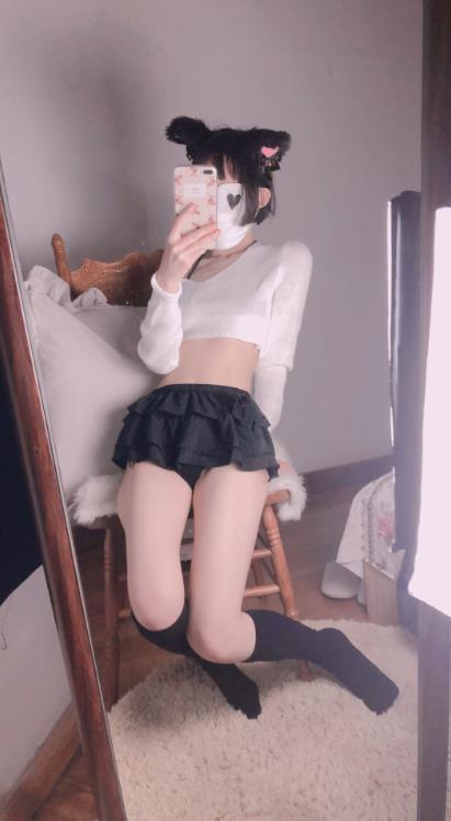 24010706 小结巴 推特合集 870P+32V-4.41G