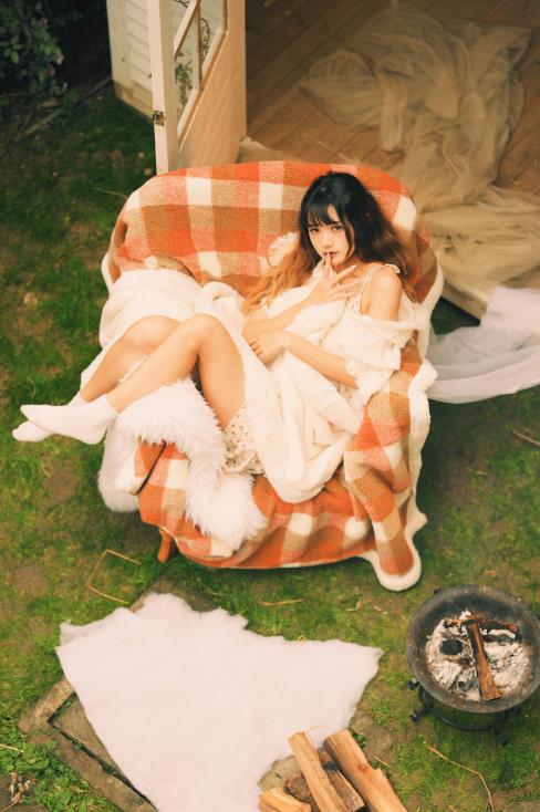 24022710  兔子Zzz不吃胡萝卜 47套合集  1389P-10.94G