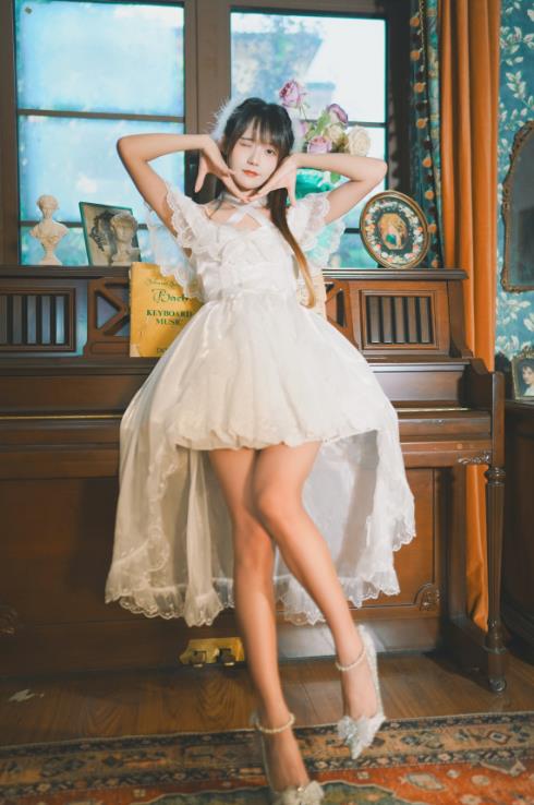 24022710  兔子Zzz不吃胡萝卜 47套合集  1389P-10.94G