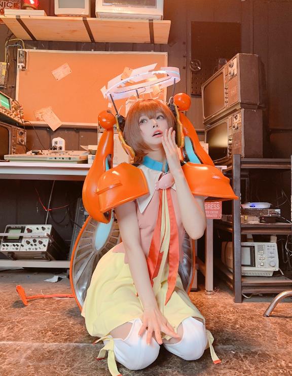 24020609  w百合欧皇子w - 无暗英雄 小呆   20P-128M