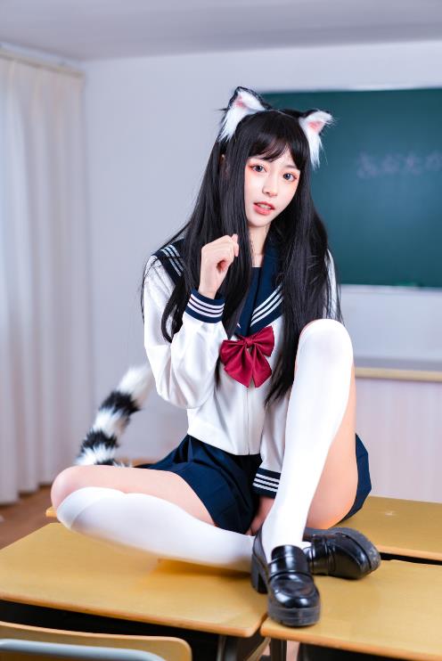 24020612  虫皿虫皿 - 猫娘jk制服  12P-81M