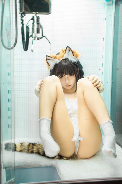 24020614  蠢沫沫 - 娃娃机  85P-413M