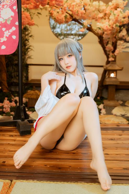 24032706  七七娜娜子 - 美因茨  44P-377M