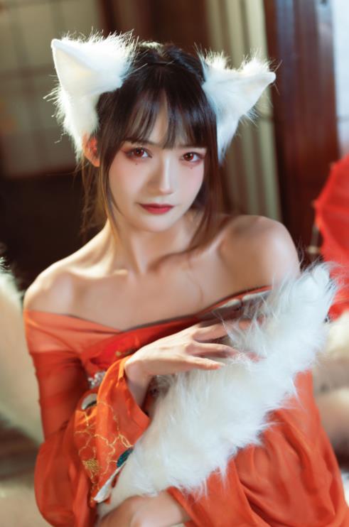 24030116  兔子Zzz不吃胡萝卜 - 九尾狐  25P-65M