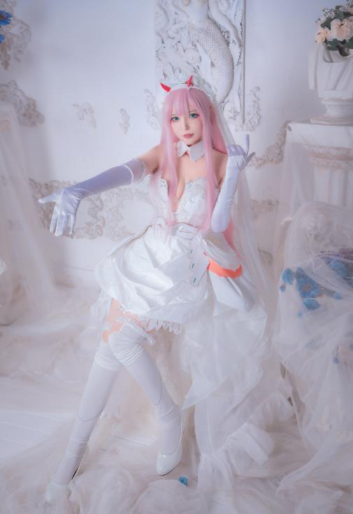 24042402  妍子坚不可摧 - 花嫁  18P-75M