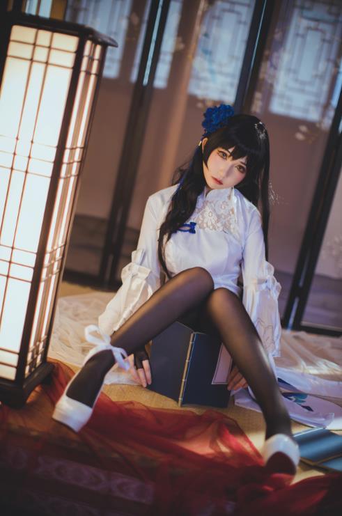 24042408  衣衣 - 玉玲珑  50P-92M