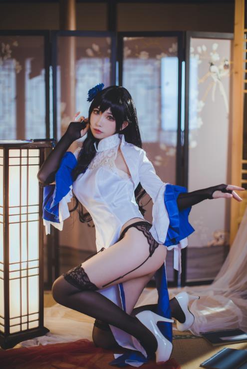 24042408  衣衣 - 玉玲珑  50P-92M