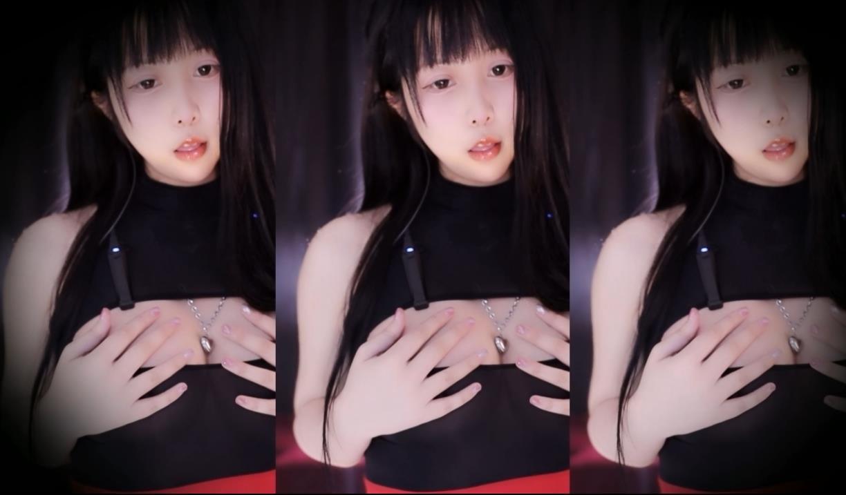 24042902  CC 深田老师 - 定制私拍  3V-711M