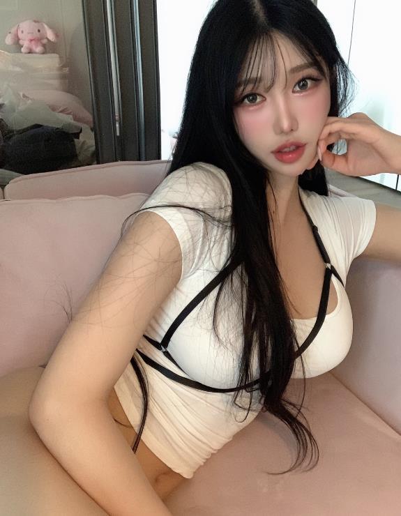 24041709  [Moon Night Snap] Yunjin  29P+1V-129M