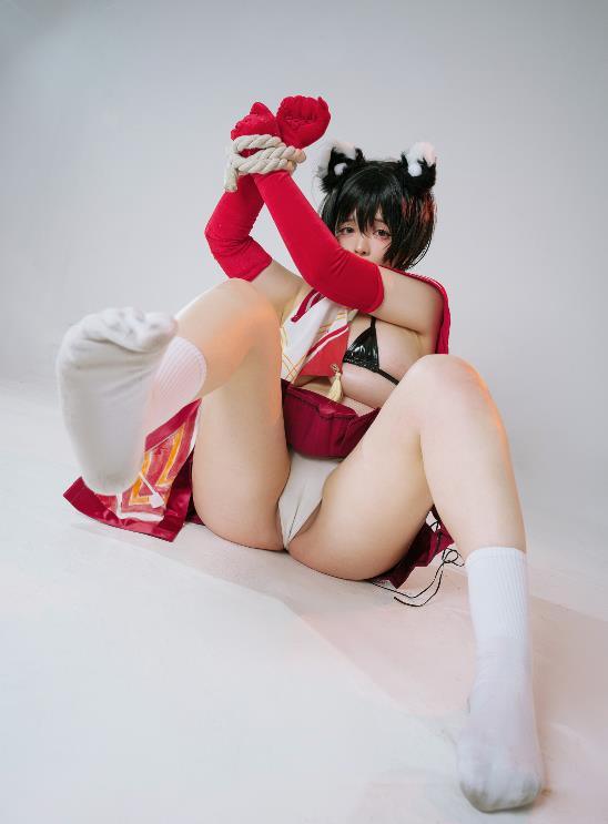 24053115  NinJa阿寨寨 11套合集 390P+1V-3G