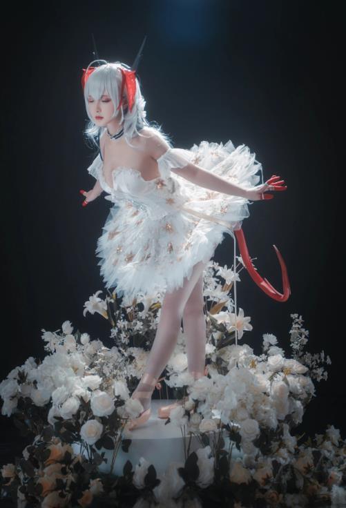 24051905  铁板烧鬼舞w - 明日方舟w芭蕾  18P-147M