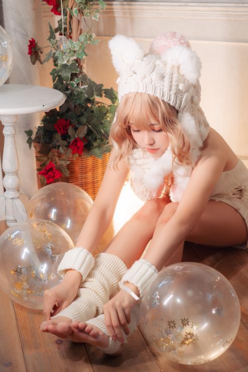 24050502  ElyEE子 – 白色 KNITTING  52P-159M