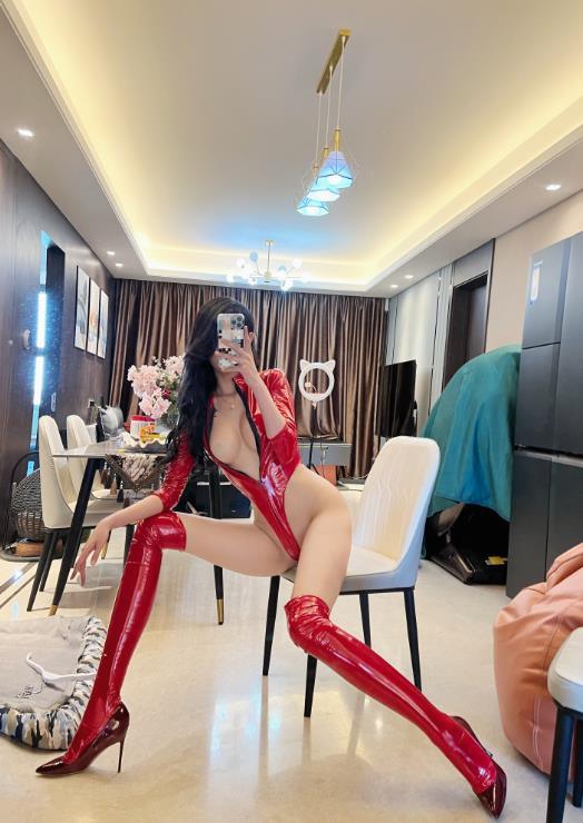 24050204   葛征GEZHENG – 大红皮衣真飒 20P+1V-185M