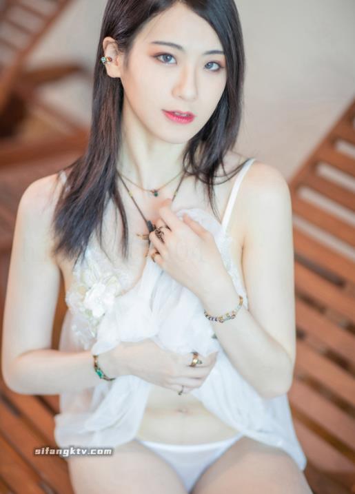 24050704  阿黎 - 白蕾丝睡衣 119P+1V-718M