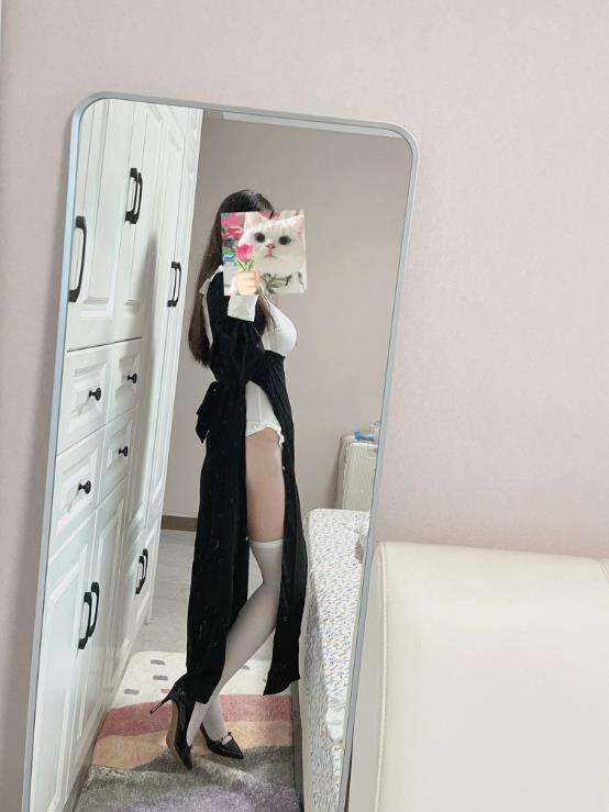 24060211  小鲅鱼 - 推特小合集  57P+137V-3.52G