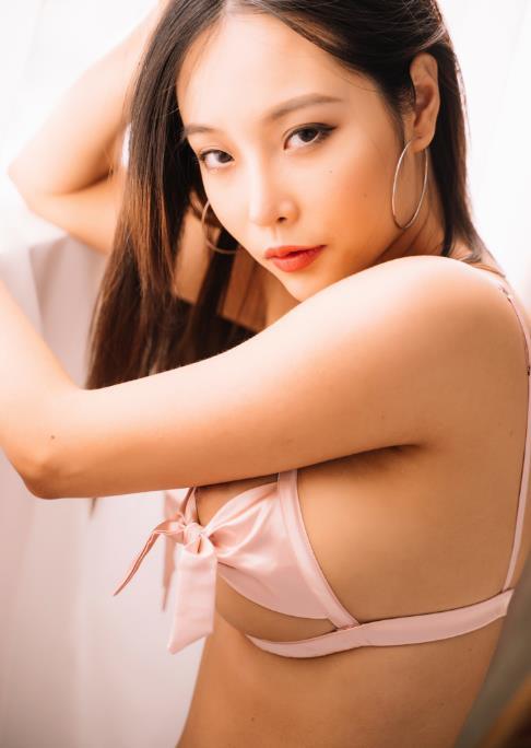 24061208   Jenny - 午後的誘惑  76P-754M