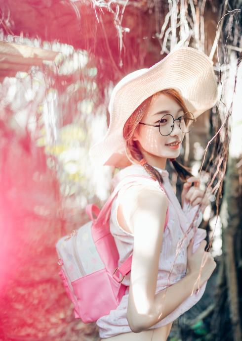 24062512   妍妍 2套合集  202P+1V-2.35G