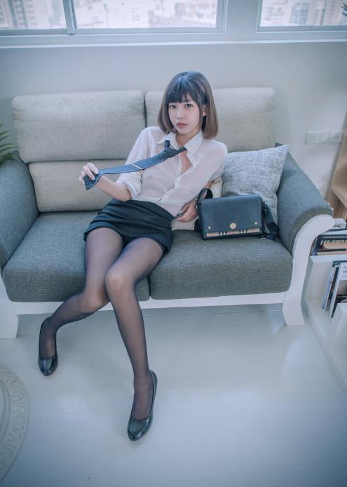 24062505 果寶寶 10套合集 1181P+10V-12.04G