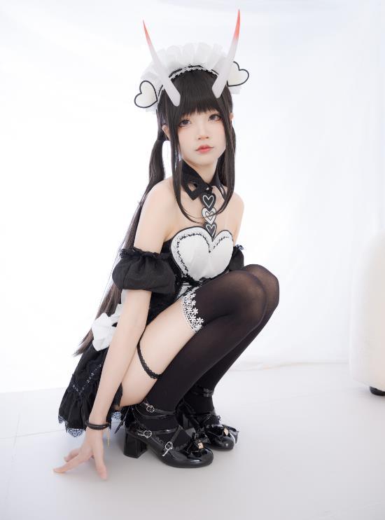 24073010  五更百鬼 - 能代女仆 18P-430M