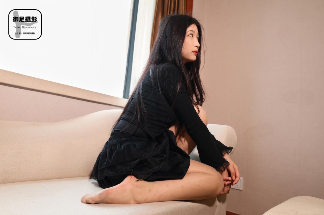 24081116   御足摄影 021期 111P+1V-1.4G