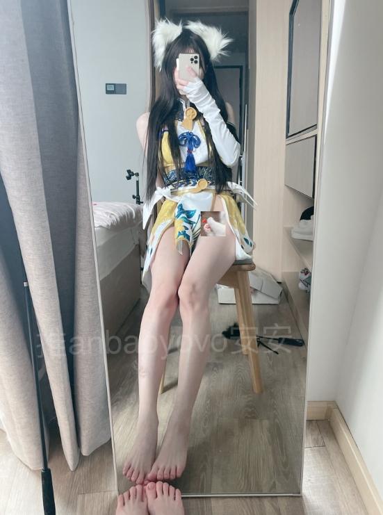 24081817  安安老师 推特视图合集  141P+57V-432MG