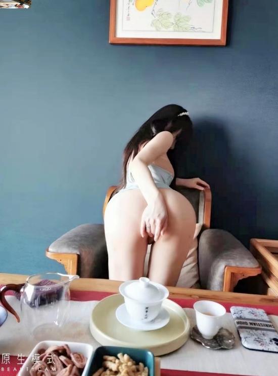 24081809  Roses鲤鲤  推特合集  106P+58V-1.89G