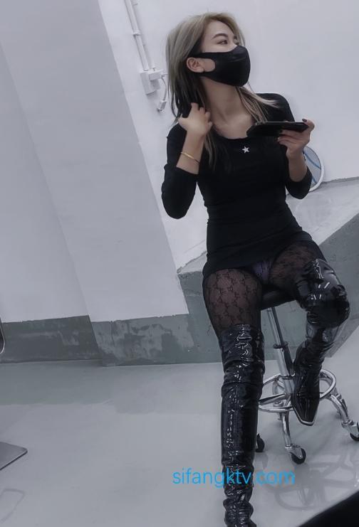 24081103  美杜莎Serena - 推特合集  119P+1V-535M