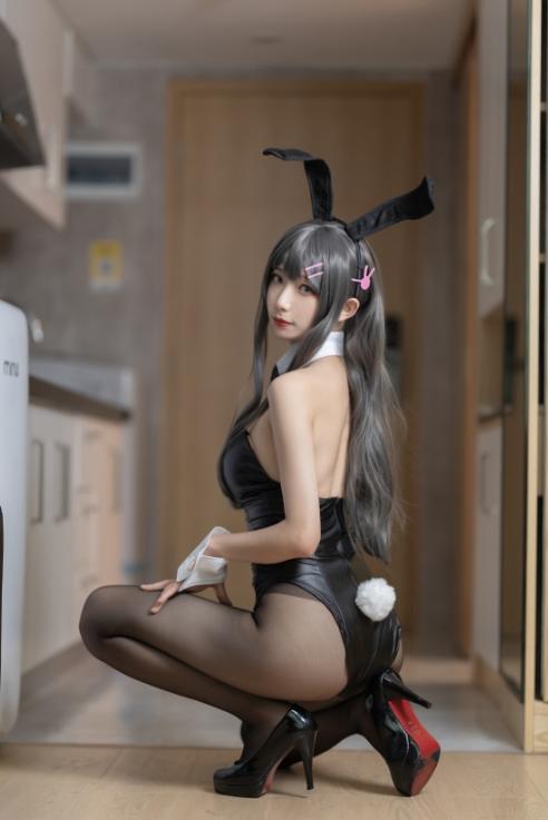 24081306   封疆疆v - 樱岛麻衣兔女郎  40P-590M