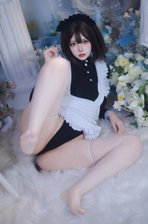 24082314   疯猫ss - 少女衣橱 连体女仆装  58P-668M