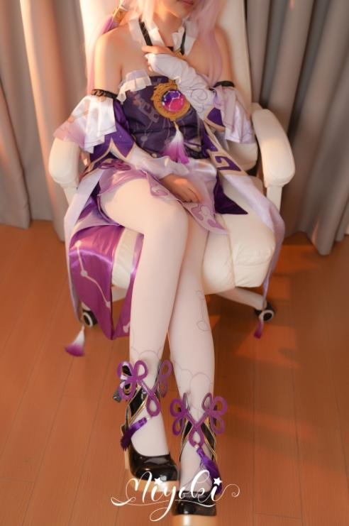 24092306  铃木美咲 - 美脚的赐福(符玄編)  20P+1V-359M