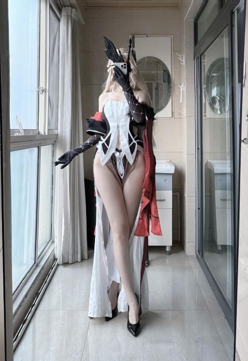 24090807  不可爱羚 - 原神 女士  35P+7V-1G