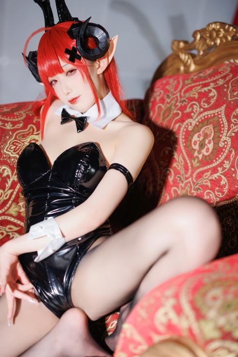 24090809  封疆疆v - 兴登堡兔女郎  50P-322M