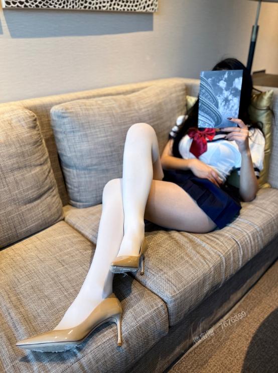 24091102  安乔乔 - 学姐来了 58P-334M