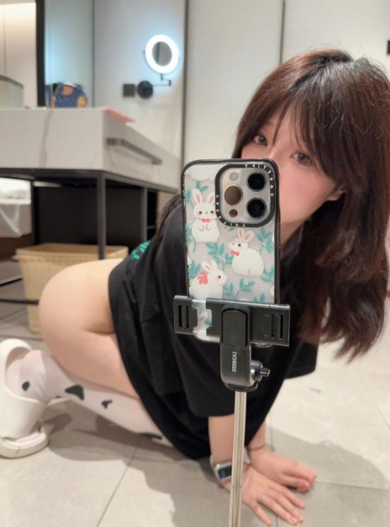 24092319  海克斯科技 - 星期一的奶牛  29P-86M