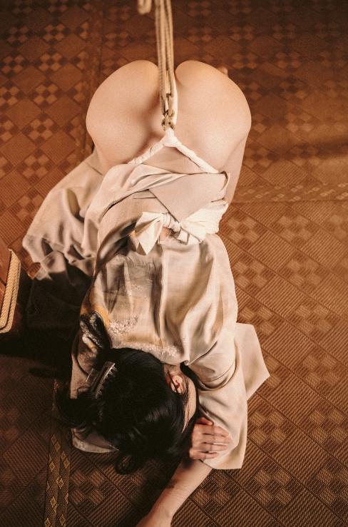 24090619  桃良阿宅 - 绳艺  64P-722M