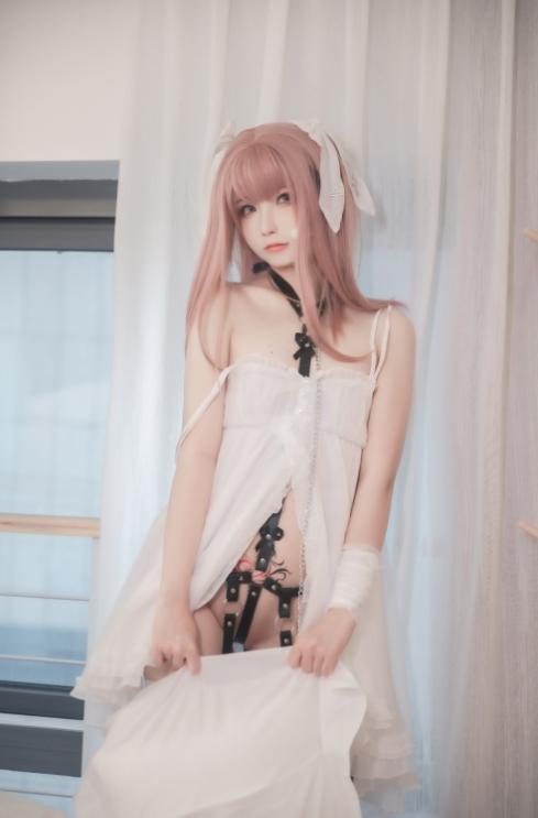 24091113  Quan冉有点饿 - 初音酱   32P-259M