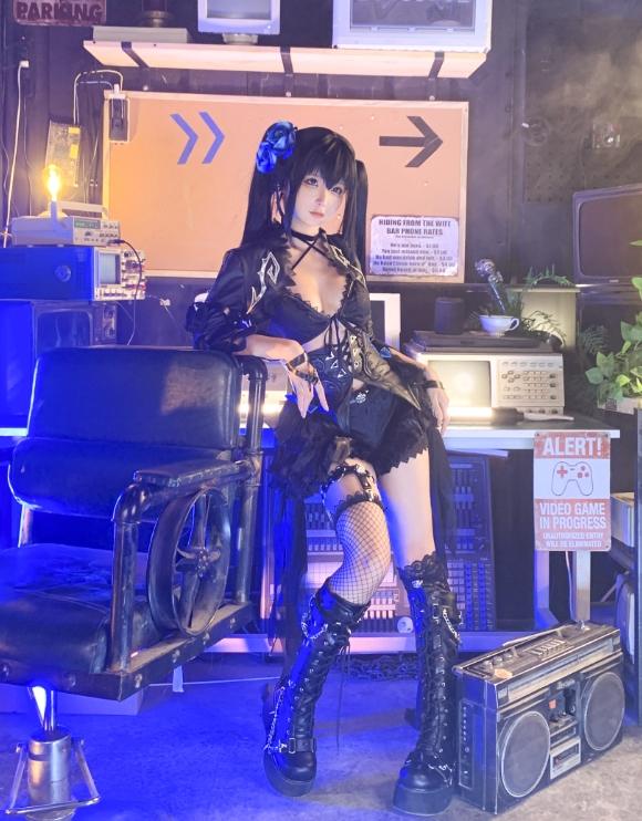 24092013   蠢沫沫 - 黑岩射手  36P-812M